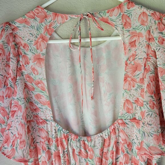 Lush Floral Short Sleeve Open Back Dress Size S - Picture 7 of 8